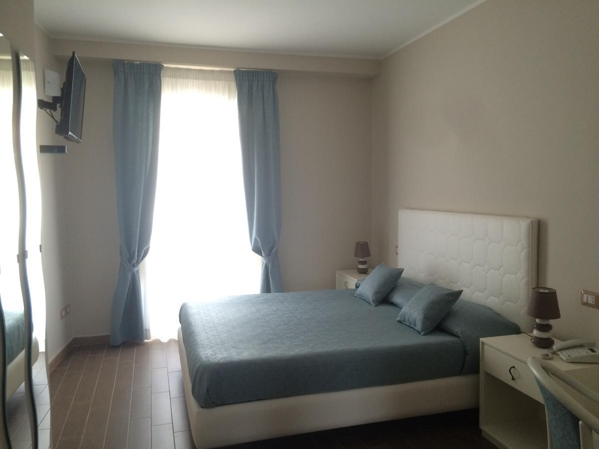 Hotel Sant'Anna Floresta Zewnętrze zdjęcie