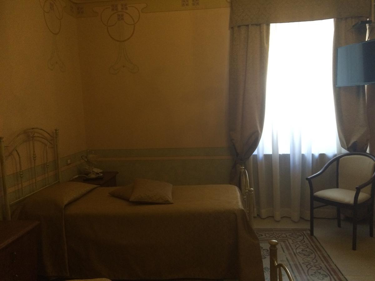 Hotel Sant'Anna Floresta Zewnętrze zdjęcie