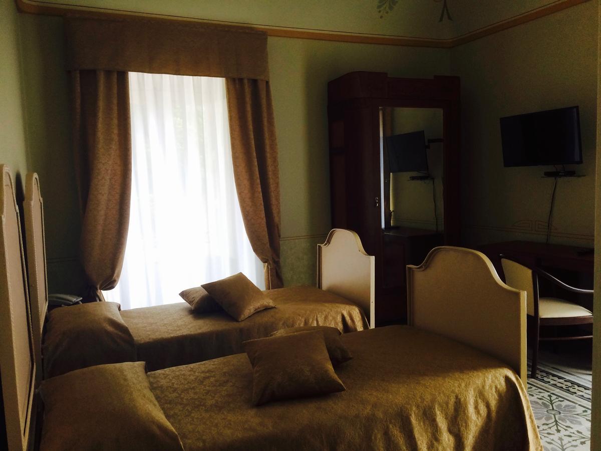 Hotel Sant'Anna Floresta Zewnętrze zdjęcie