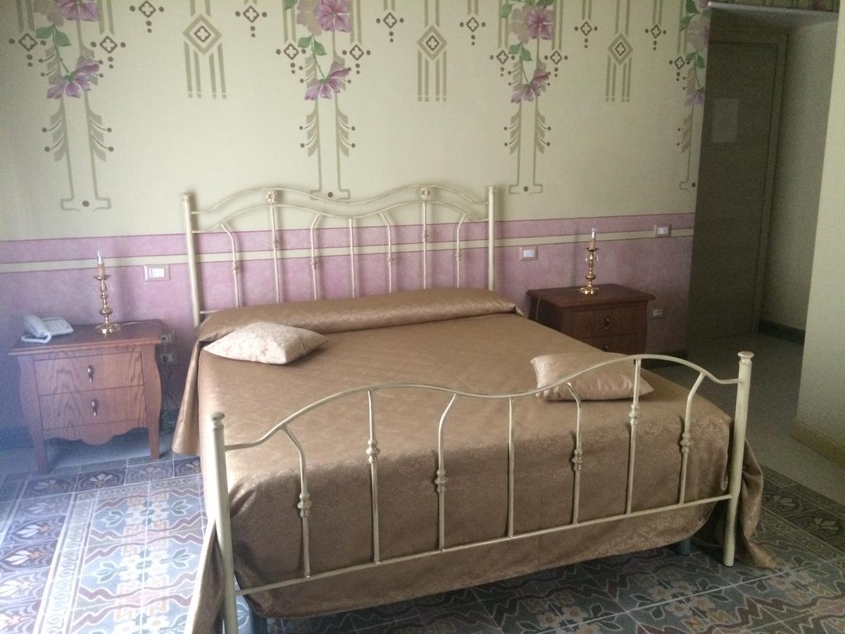 Hotel Sant'Anna Floresta Zewnętrze zdjęcie